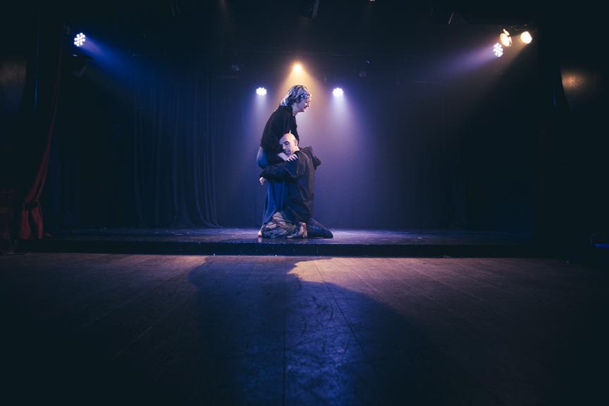 Des élèves en audition dans une école de théâtre à Paris.
