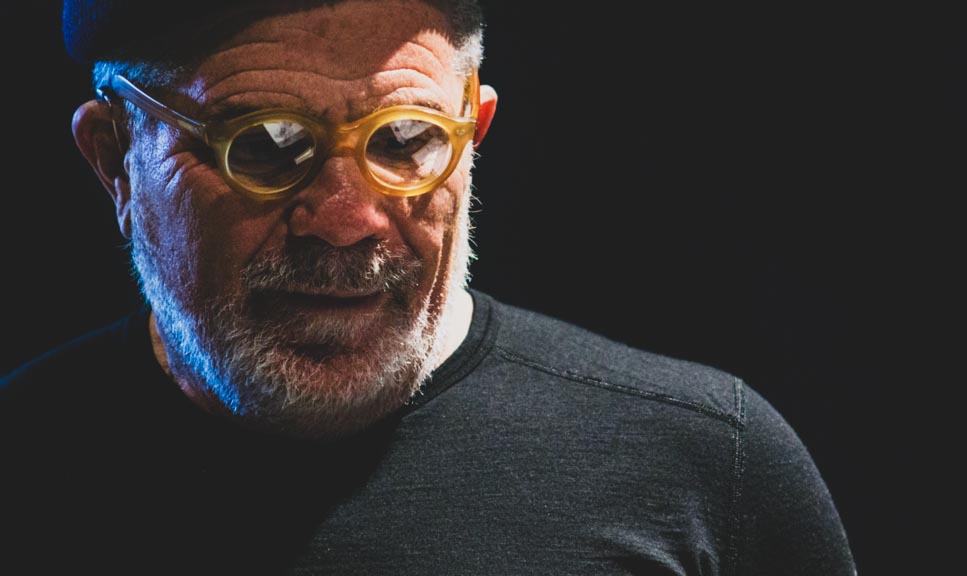 Méthode de jeu d'acting de David Mamet.