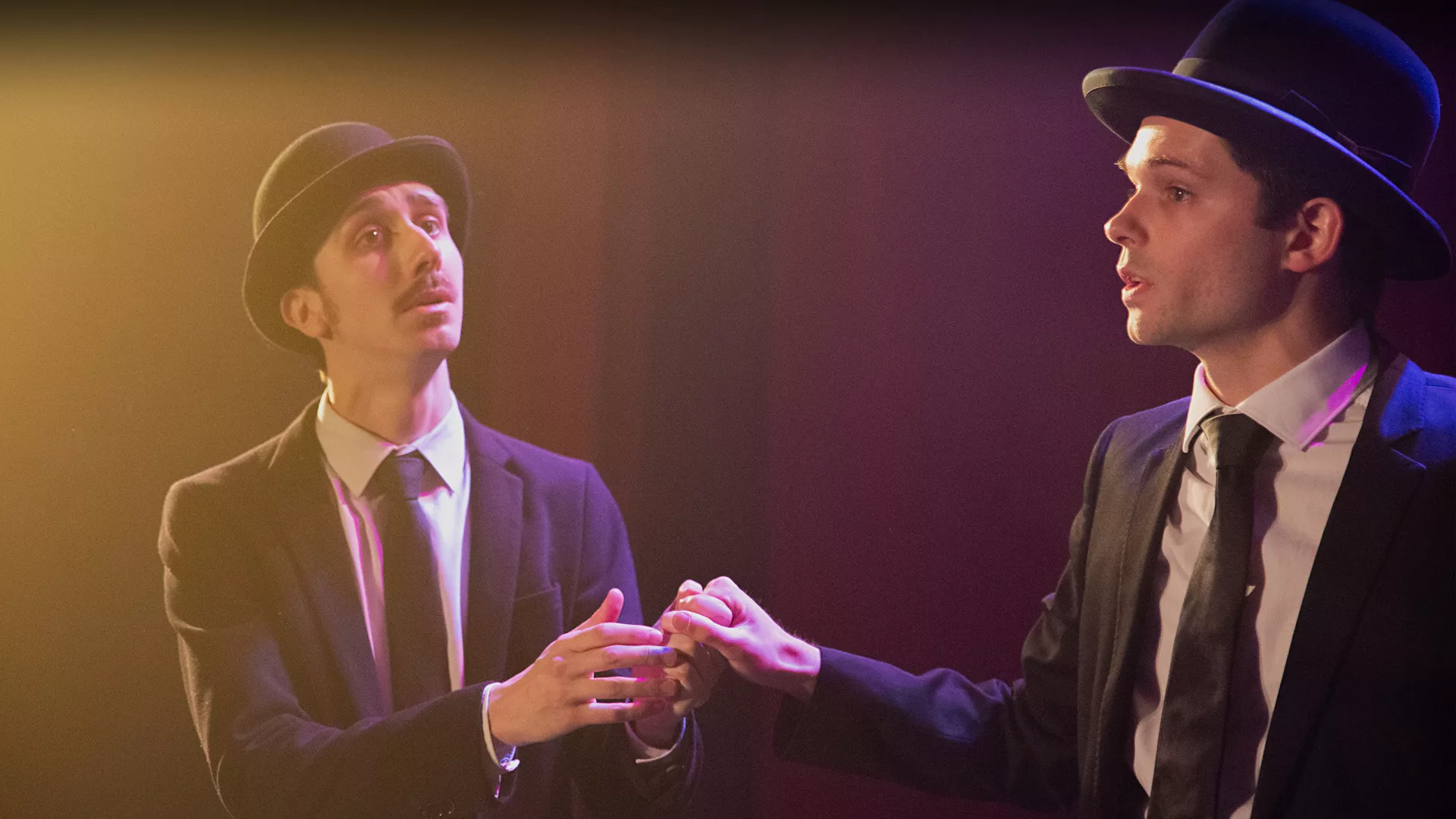 Élèves en scène dans une école de théâtre à Paris